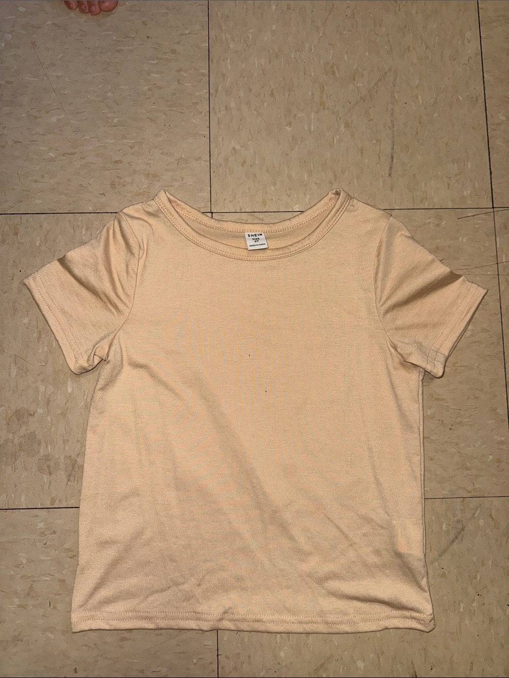 Basic Short Sleeve Tee in Pale Peach